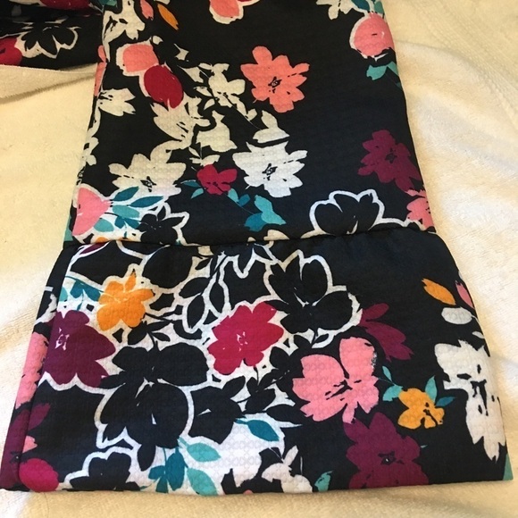 Floral coat by Jessica London size 26W. - Picture 8 of 12